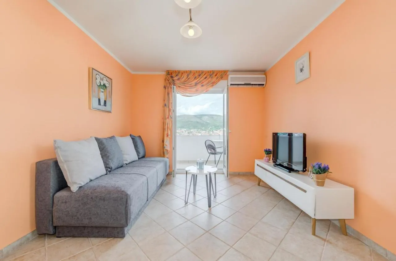 The Best Old Town View Apartment, 5 Min Walk, Parking Traù Appartamento