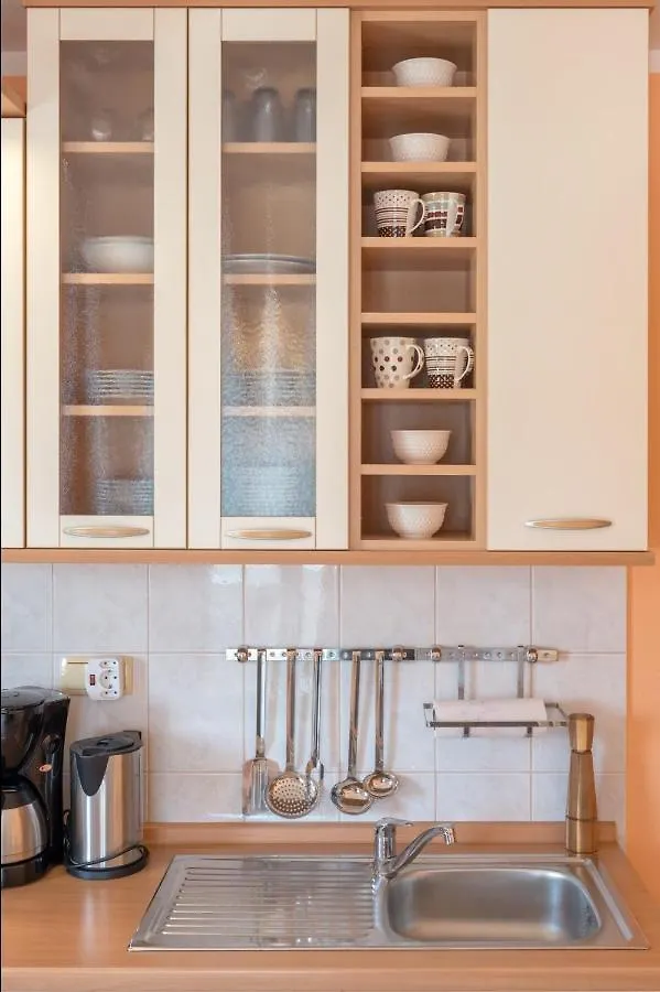 The Best Old Town View Apartment, 5 Min Walk, Parking Traù